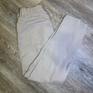 H&M Women's Ankle-Length Pants in tan